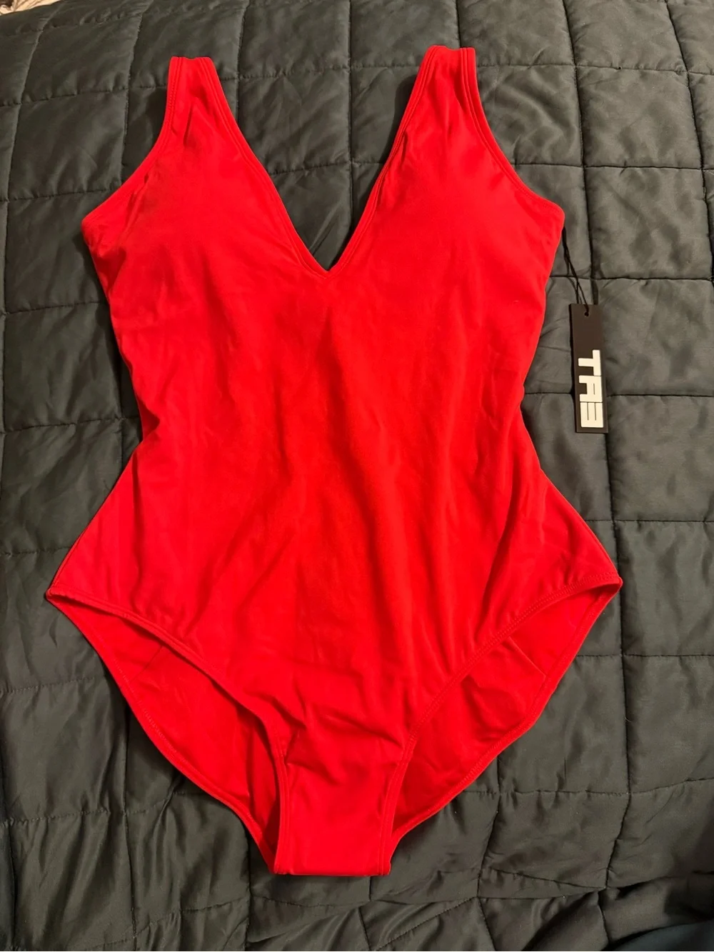 Ta3 bold red
